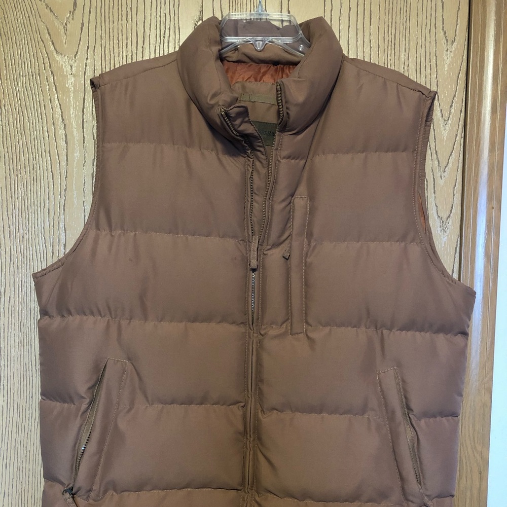 Men’s puffer vest